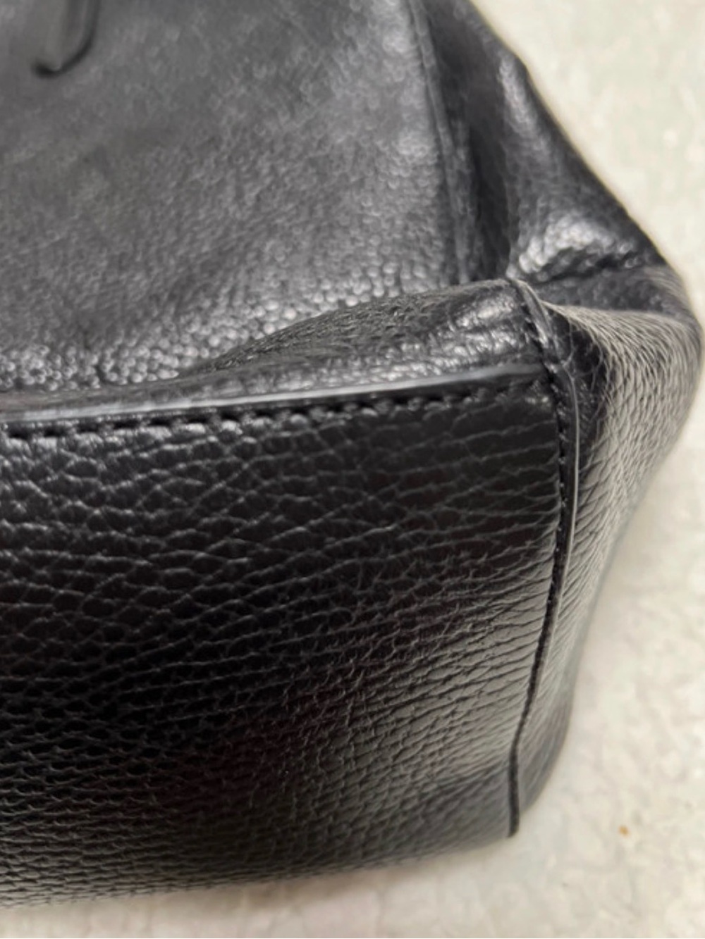 Banana Republic Black Pebbled Leather Tote - Picture 4 of 14